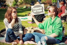 Lidé v Mladé Boleslavi posnídali na podporu fairtrade, letos kvůli rekonstrukci na novém místě